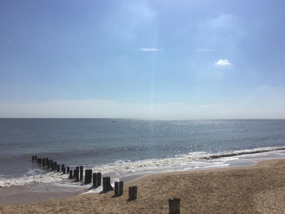 Holiday home Pier Road *